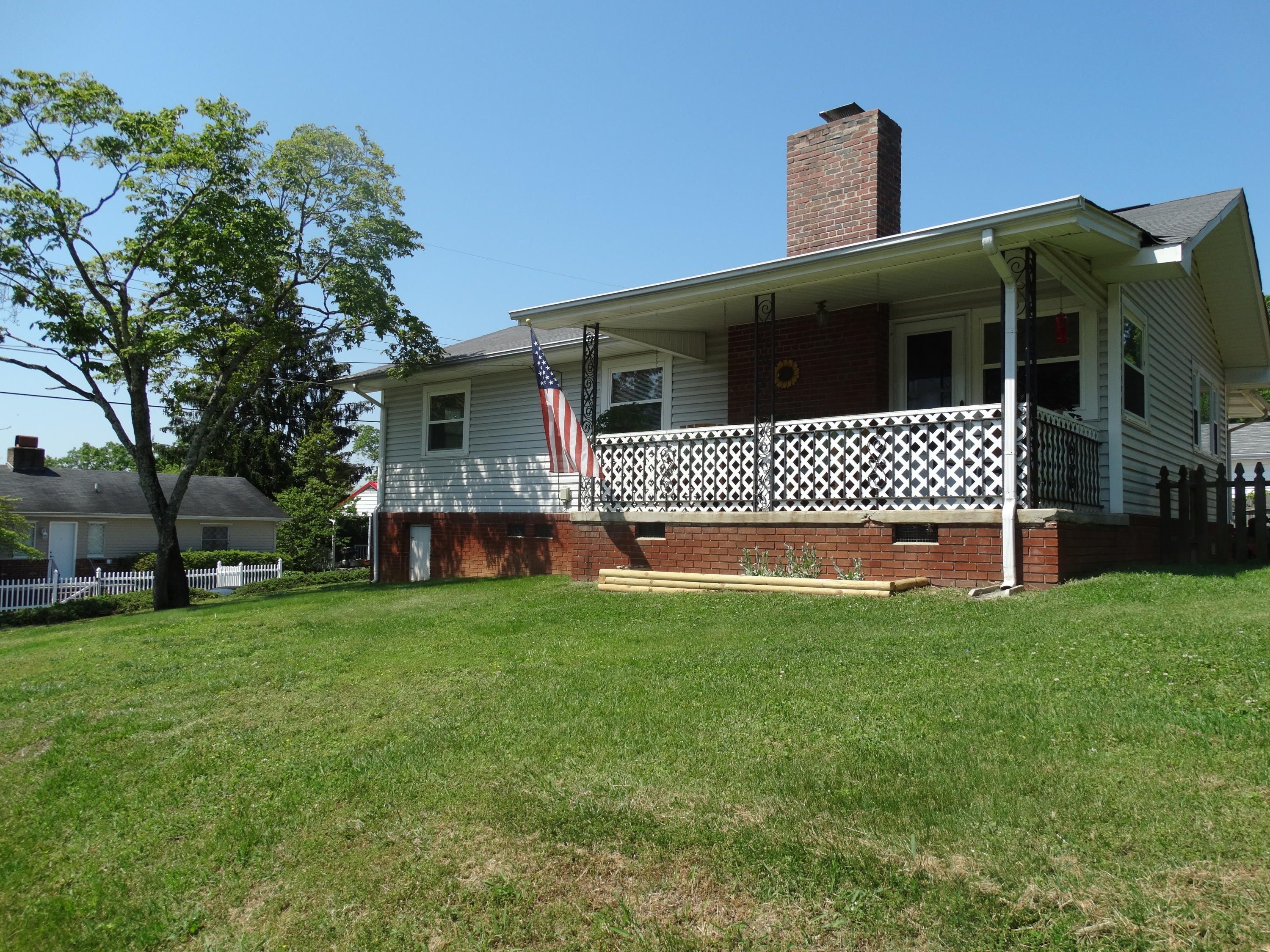 100 Meadow Road Oak Ridge, TN 37830 - Photo 5 of 40 DSC01249
