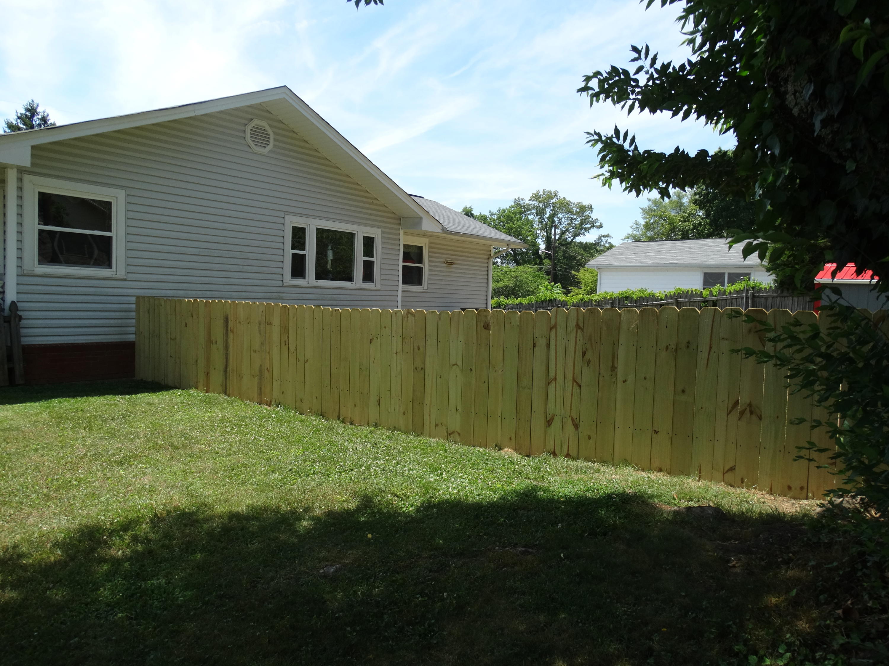 100 Meadow Road Oak Ridge, TN 37830 - Photo 6 of 40 DSC01388