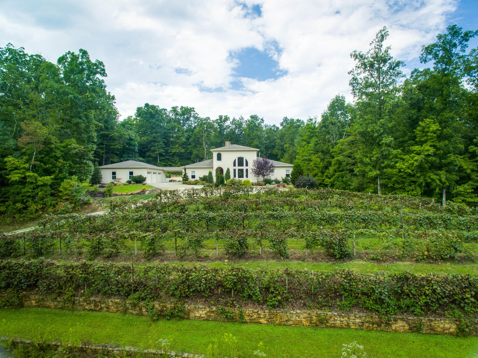 1216 Meridian Road Crossville, TN 38555 - Photo 2 of 40 Gallery Image 2