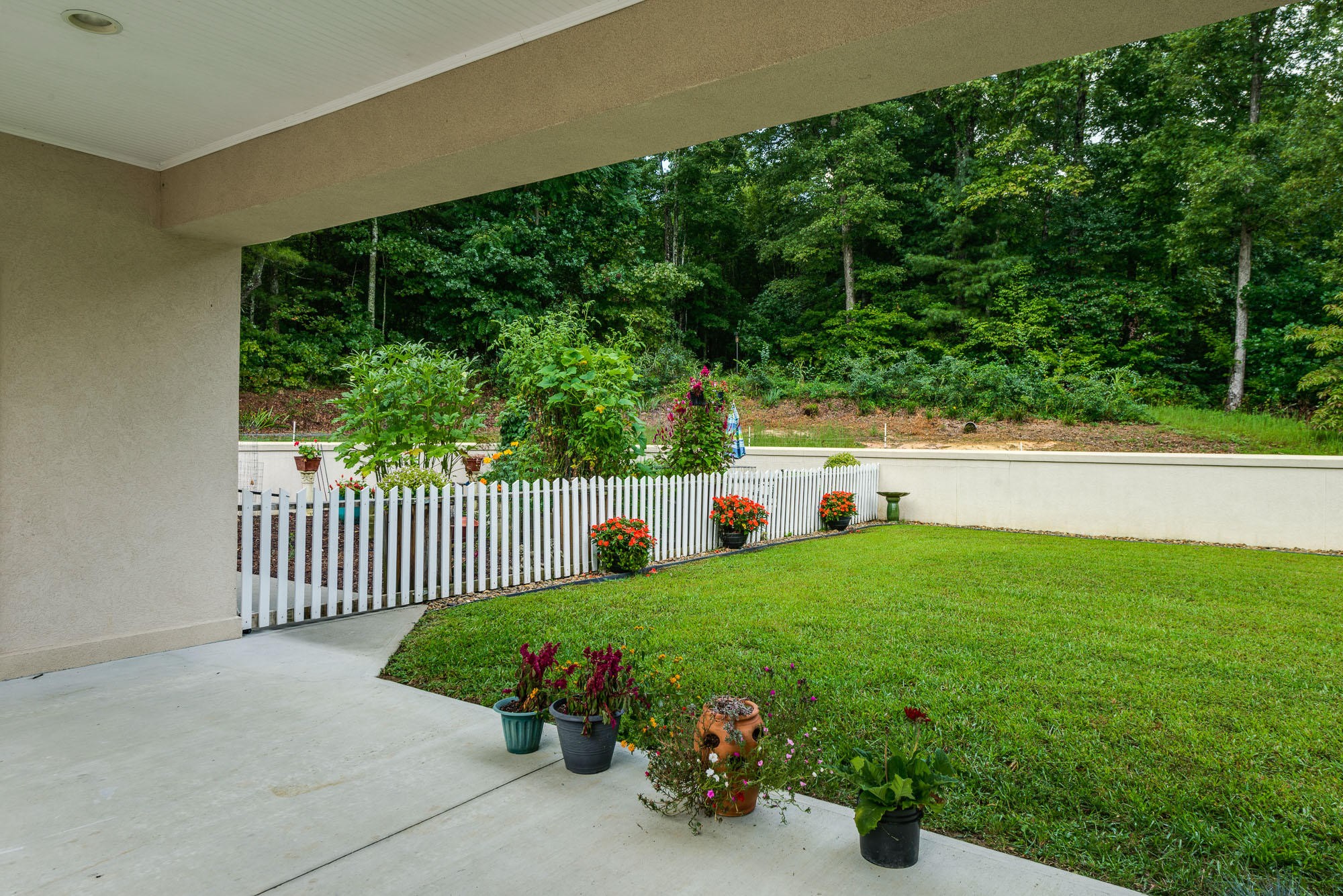 1216 Meridian Road Crossville, TN 38555 - Photo 7 of 40 Gallery Image 7