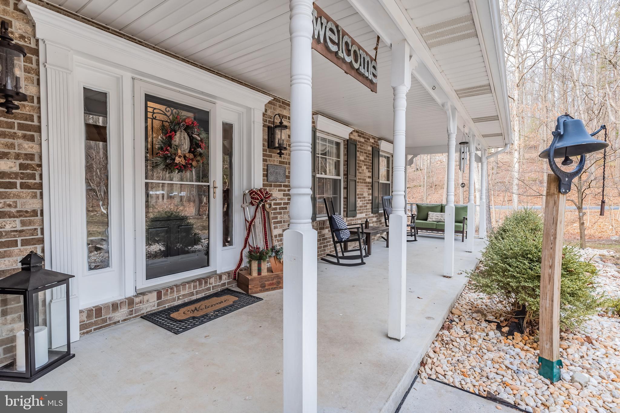 650 Shannon Road Boiling Springs, PA 17007 - Photo 5 of 29 Front porch