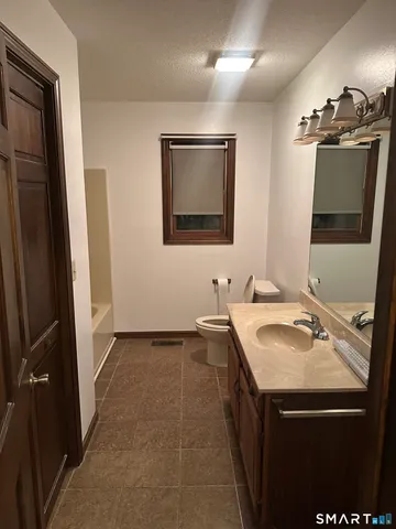 $2,200 | 35 Worcester Avenue, Waterbury, CT 06705