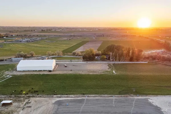 $2,539,900 | 21256 Highway 30, Filer, ID 83328