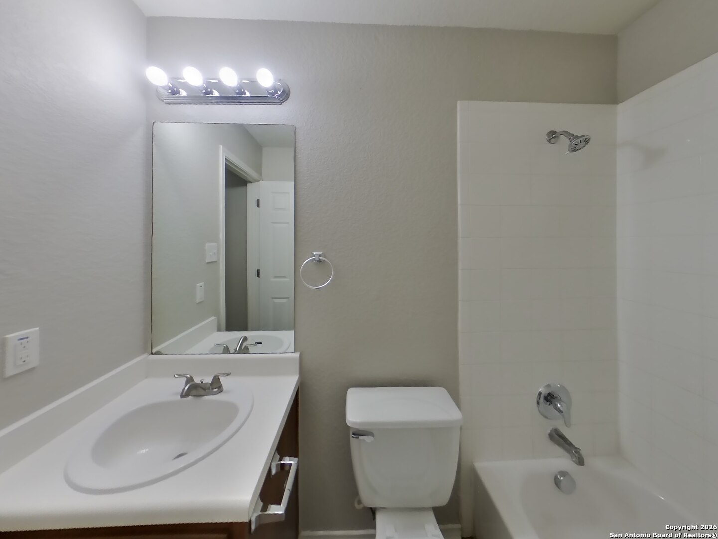 2319 Camberly Converse, TX 78109 - Photo 13 of 16