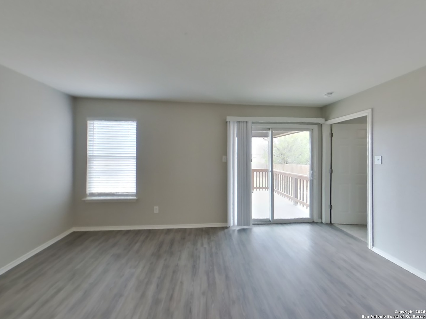 2319 Camberly Converse, TX 78109 - Photo 2 of 16