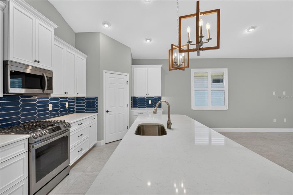 37 Lagoon Way Palm Coast, FL 32137 - Photo 16 of 65