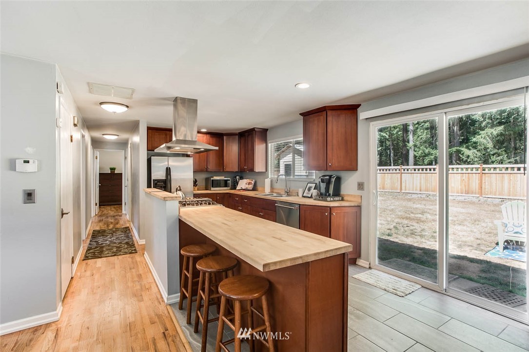 15426 Southeast 144th Place Renton, WA 98059 - Photo 11 of 24 Gallery Image 11