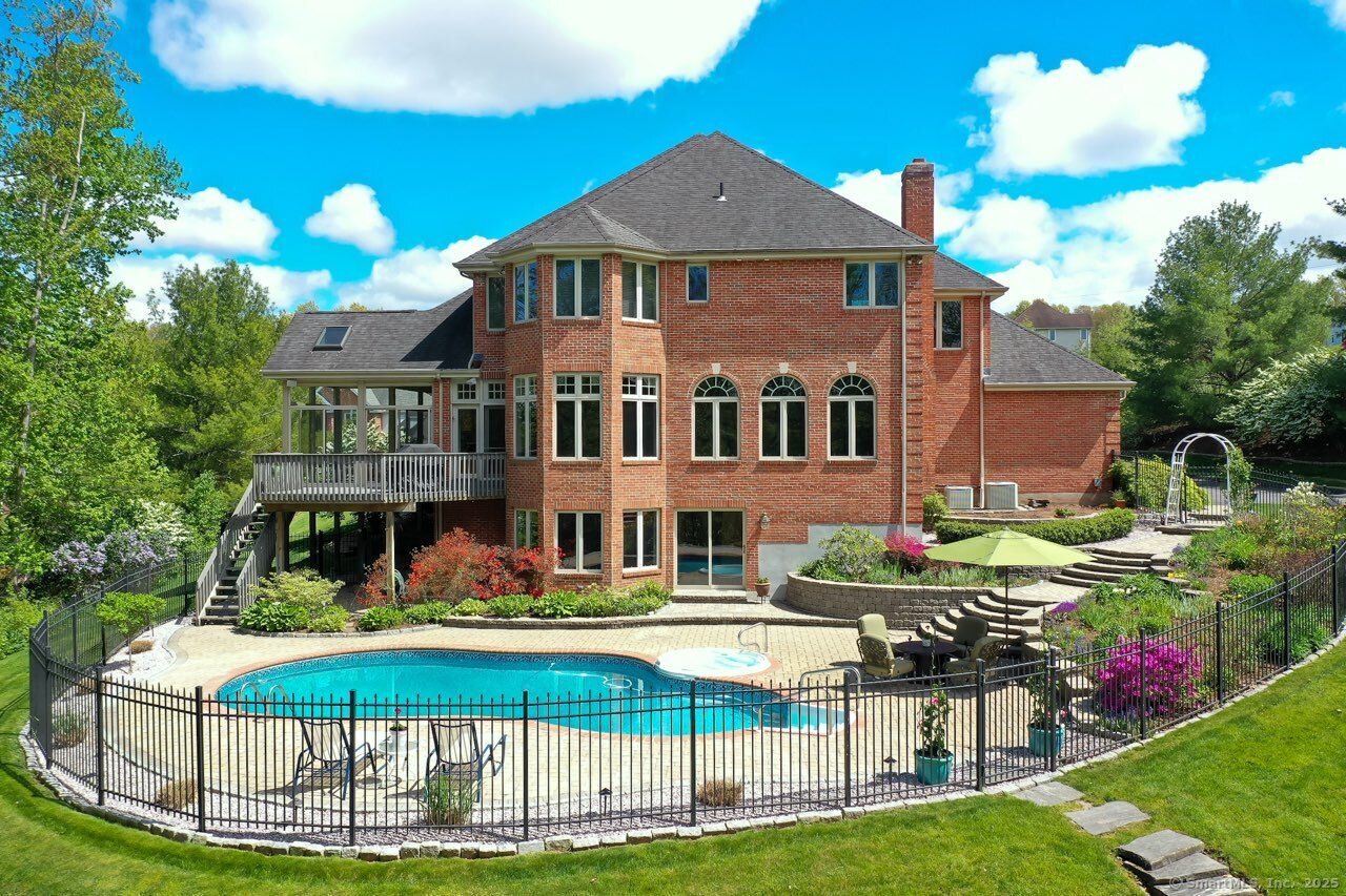 124 Speno Ridge Rocky Hill, CT 06067 - Photo 7 of 39