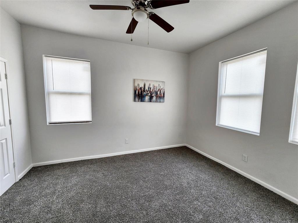 2000 May Street Fort Worth, TX 76110 - Photo 22 of 35