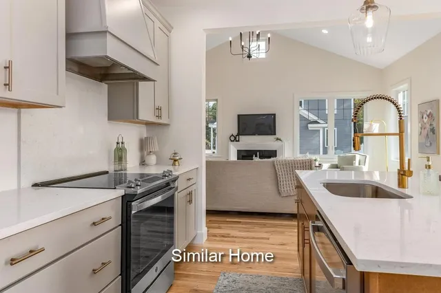 $970,000 | 23 Cascade Circle, Unit 22, Kennebunk, ME 04043