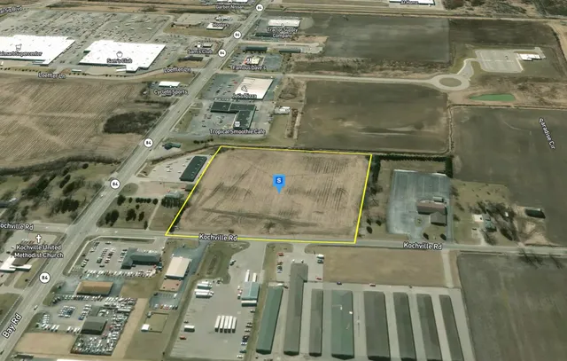 $174,999 | 3101 Kochville Road, Saginaw, MI 48604