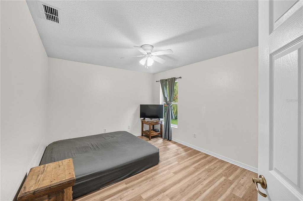 12615 Northwest Gainesville Road Reddick, FL 32686 - Photo 20 of 88