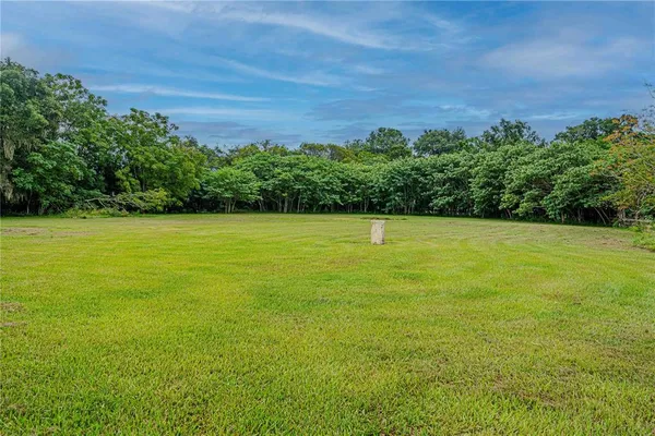 $1,125,000 | 12615 Northwest Gainesville Road, Reddick, FL 32686