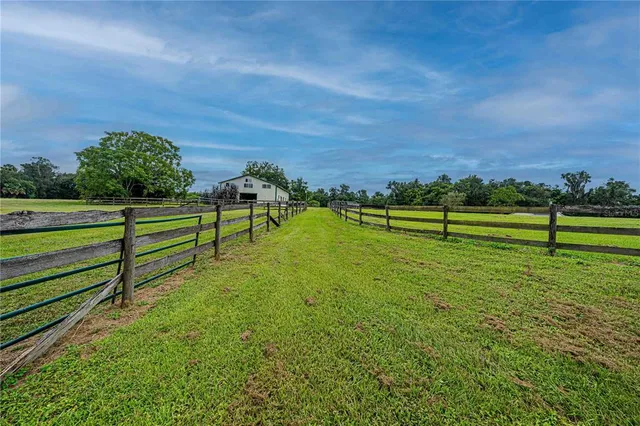 $1,225,000 | 12615 Northwest Gainesville Road, Reddick, FL 32686
