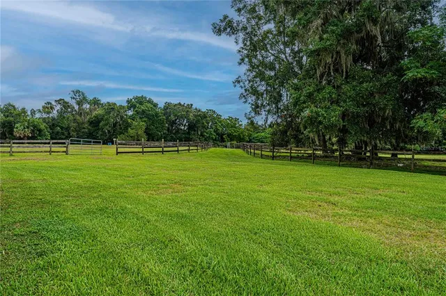 $1,225,000 | 12615 Northwest Gainesville Road, Reddick, FL 32686