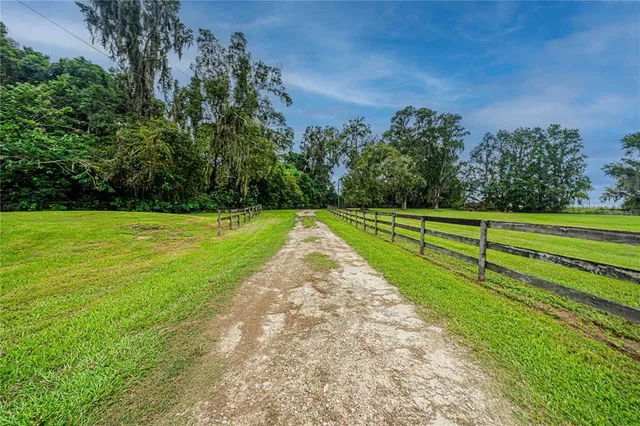 $1,225,000 | 12615 Northwest Gainesville Road, Reddick, FL 32686