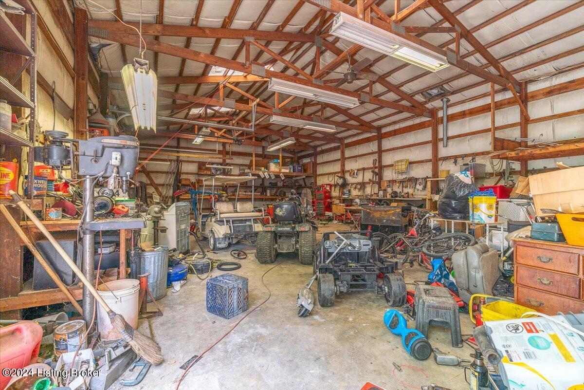 8404 Blue Lick Road Louisville, KY 40219 - Photo 29 of 46 29-8404-29