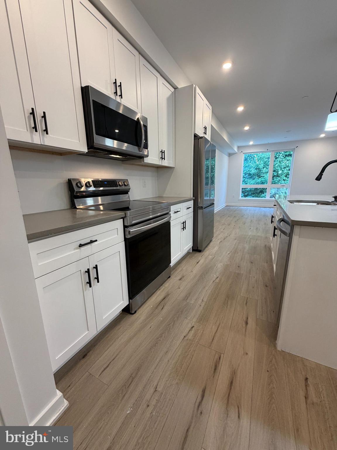 22 East Rittenhouse Street, Unit 3 Philadelphia, PA 19144 - Photo 2 of 8