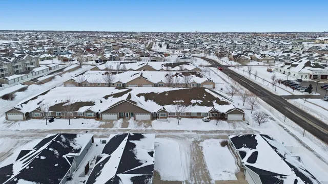 $365,000 | 4646 44th Avenue South, Unit B, Fargo, ND 58104