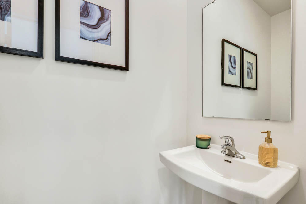 7039 Oakmont Road Mount Pleasant, WI 53403 - Photo 4 of 30 IMG_5237