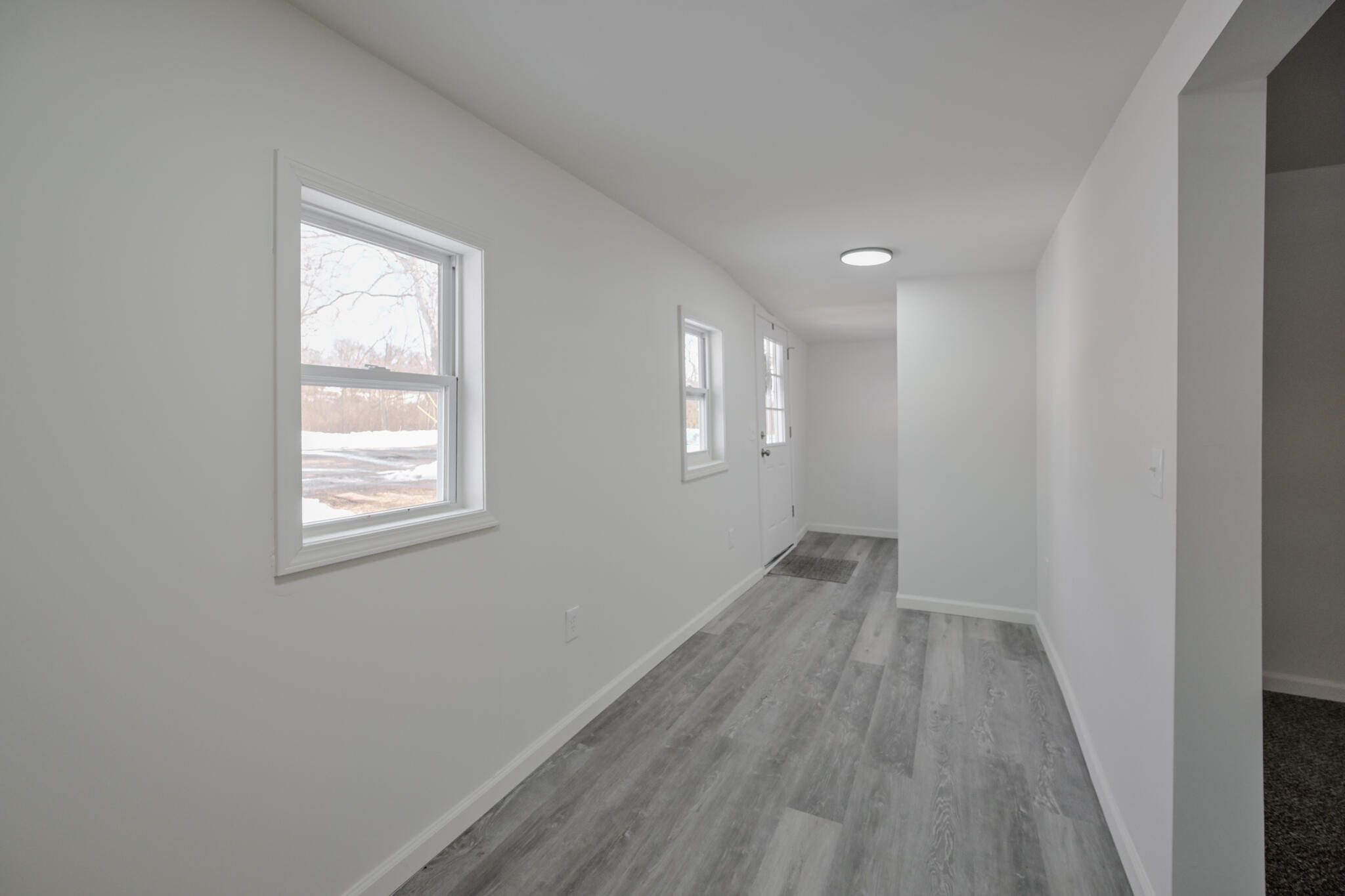 1705 Magnolia Boulevard Springfield, OH 45503 - Photo 3 of 26