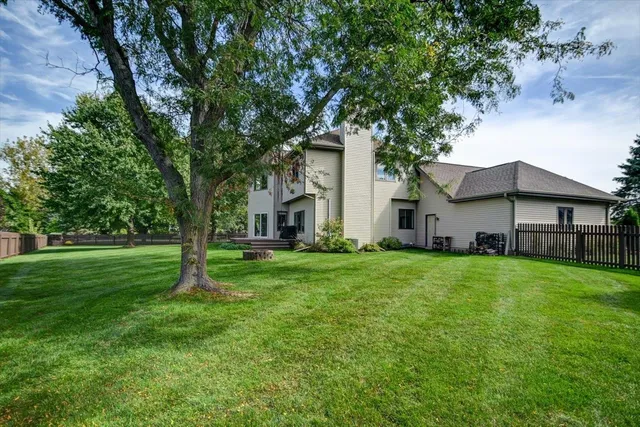 $599,900 | 1822 Cobblestone Court, Sun Prairie, WI 53590