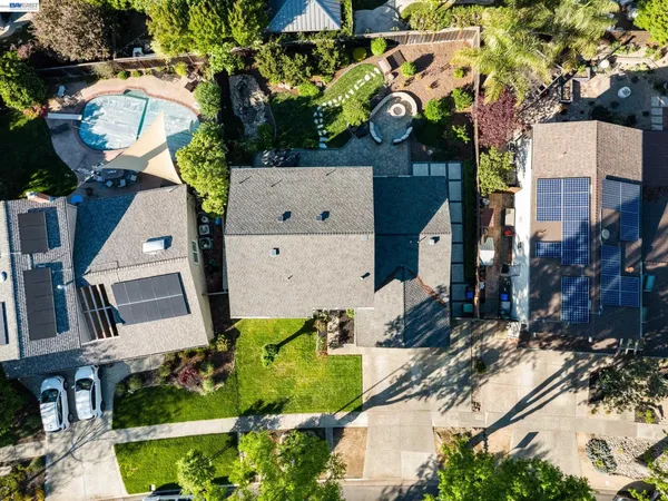 $1,919,000 | 4767 Del Valle Parkway, Pleasanton, CA 94566
