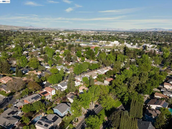 $1,919,000 | 4767 Del Valle Parkway, Pleasanton, CA 94566