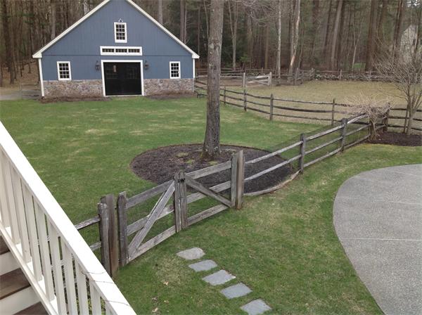 17 B Old Topsfield Road Boxford, MA 01921 - Photo 26 of 29 a front view of a house with garden