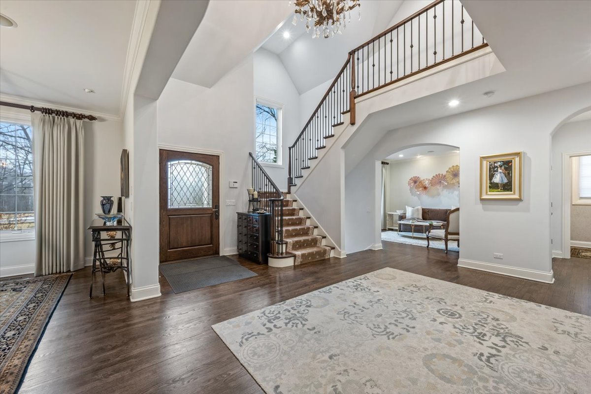 849 Northwoods Road Deerfield, IL 60015 - Photo 2 of 30