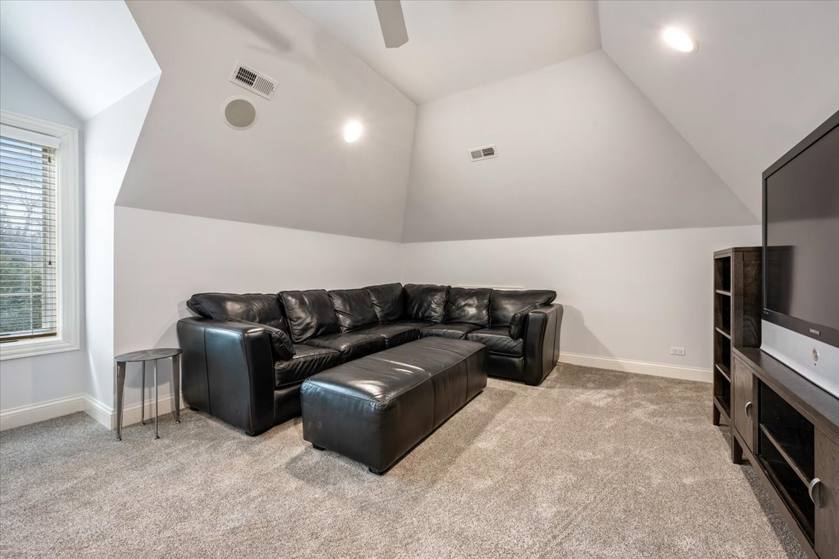 849 Northwoods Road Deerfield, IL 60015 - Photo 21 of 30