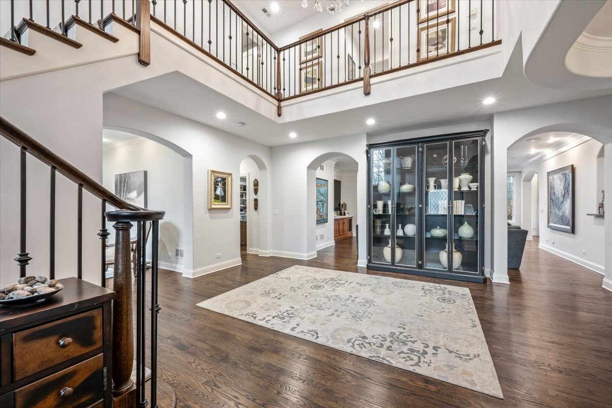 849 Northwoods Road Deerfield, IL 60015 - Photo 3 of 30