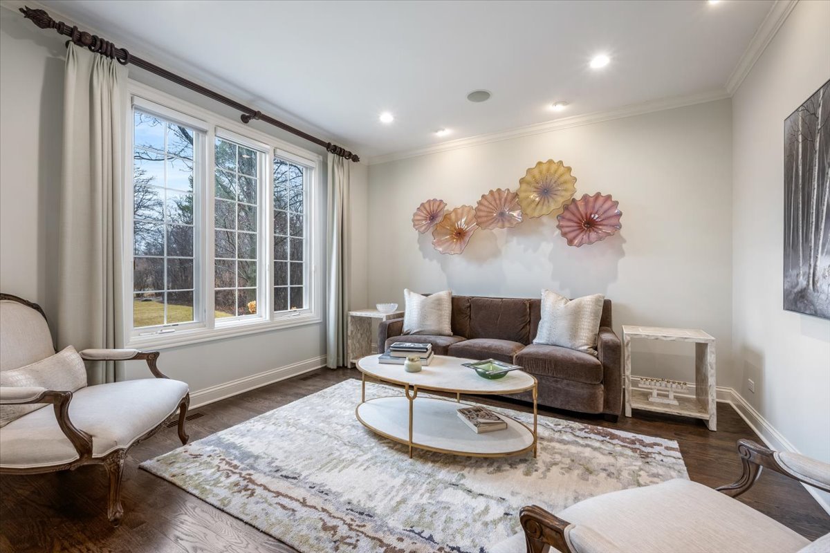 849 Northwoods Road Deerfield, IL 60015 - Photo 4 of 30