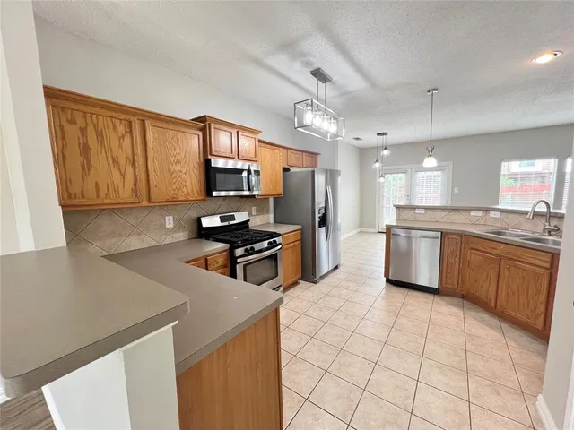 $2,480 | 613 Norwood Drive, Rockwall, TX 75032