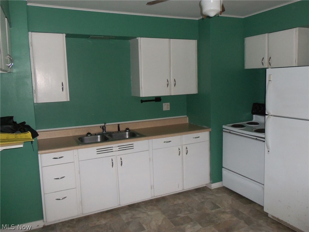 10783-10785 Johnnycake Ridge Road Painesville, OH 44077 - Photo 4 of 13 Kitchen 10785 Unit
