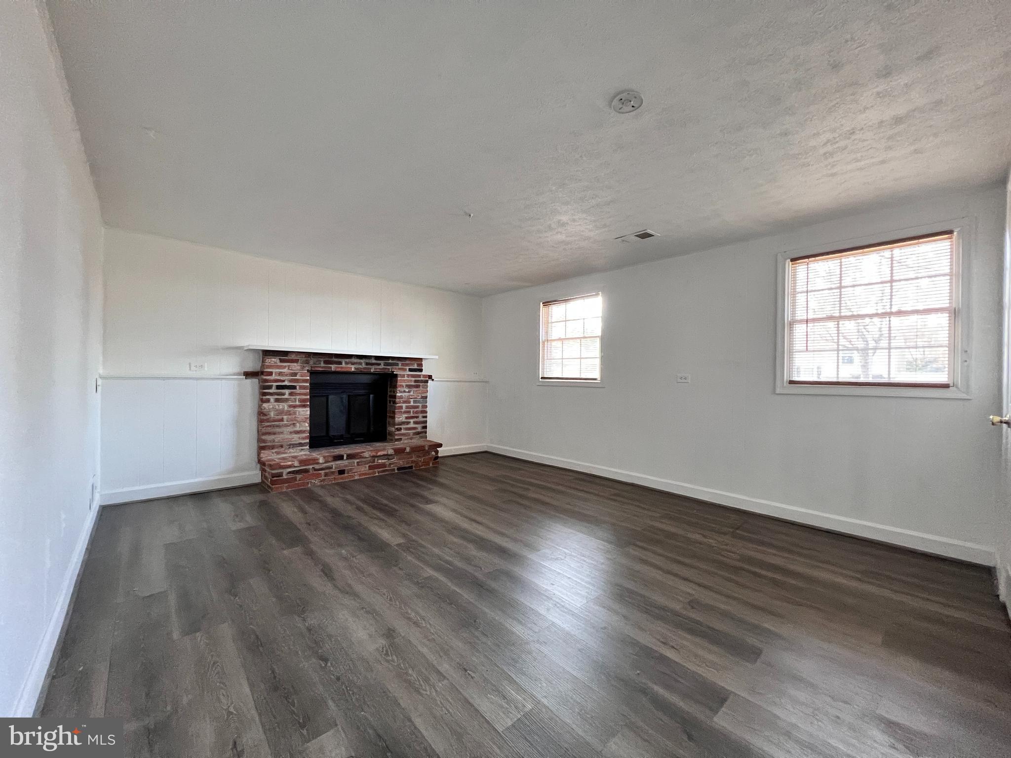 19229 Staleybridge Road Germantown, MD 20876 - Photo 14 of 36