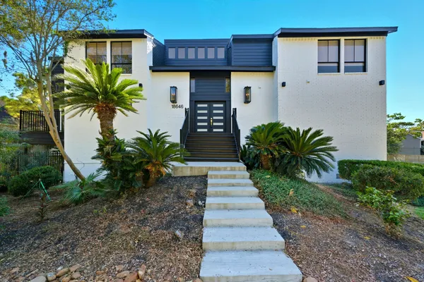 $699,999 | 18646 Martinique Drive, Houston, TX 77058