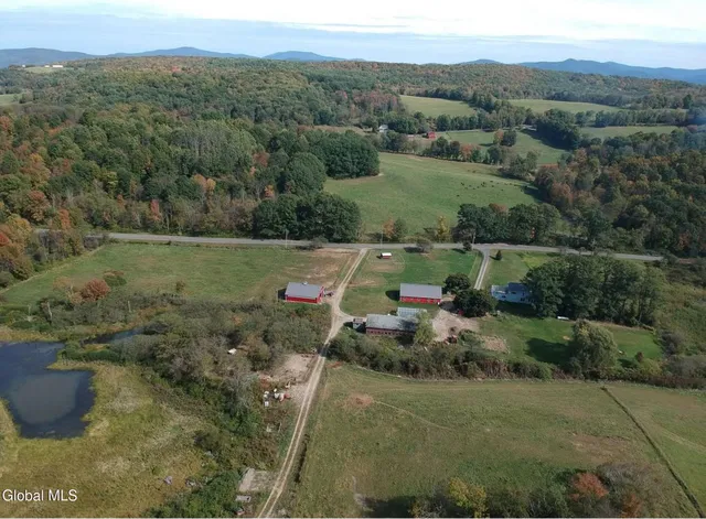 $949,900 | 1187 County Route 31, Granville, NY 12832