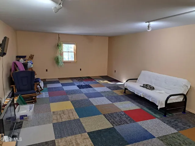 $949,900 | 1187 County Route 31, Granville, NY 12832