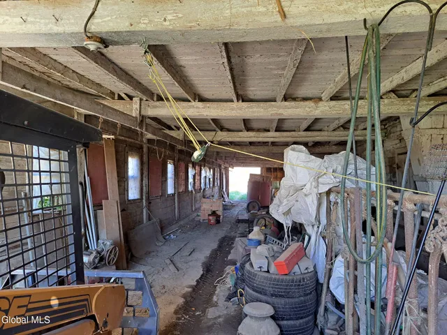 $949,900 | 1187 County Route 31, Granville, NY 12832