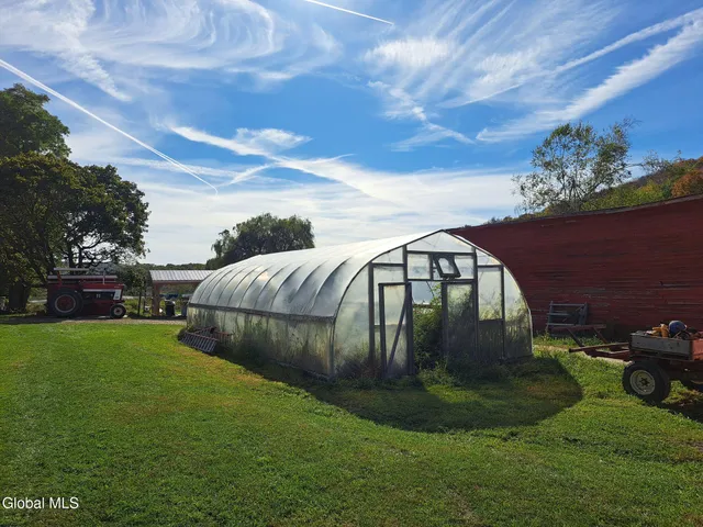 $949,900 | 1187 County Route 31, Granville, NY 12832