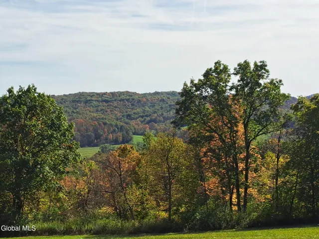 $949,900 | 1187 County Route 31, Granville, NY 12832