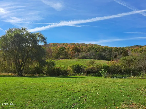 $899,000 | 1187 County Route 31, Granville, NY 12832