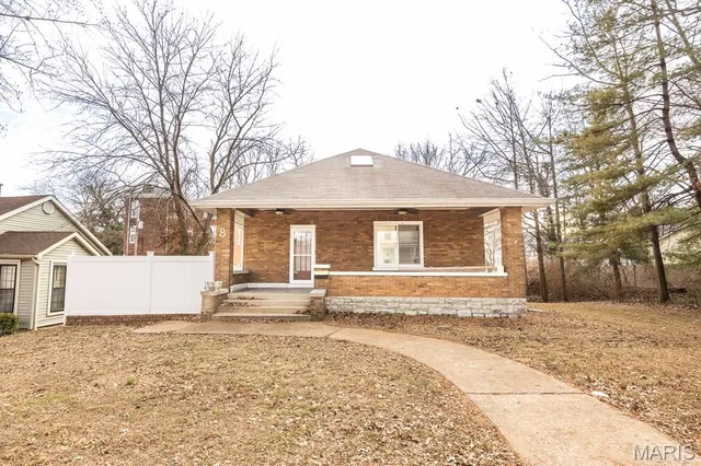 $185,000 | 8 Kircher Place, Belleville, IL 62220