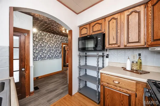 $185,000 | 8 Kircher Place, Belleville, IL 62220