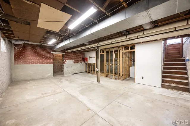 $185,000 | 8 Kircher Place, Belleville, IL 62220