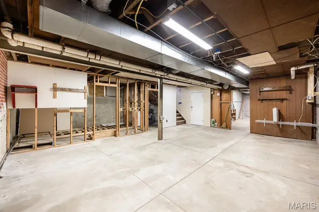 $185,000 | 8 Kircher Place, Belleville, IL 62220