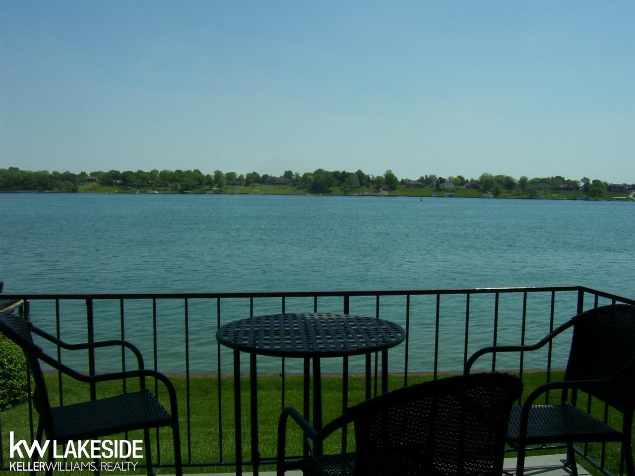 1715 River Road, Unit 23 St. Clair, MI 48079 - Photo 9 of 17 31348828-8.JPG