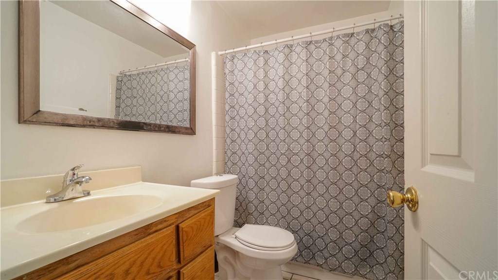 6868 Holbrook Way Riverside, CA 92504 - Photo 16 of 33