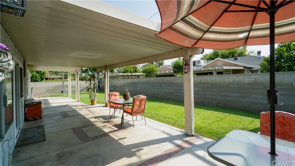 6868 Holbrook Way Riverside, CA 92504 - Photo 25 of 33